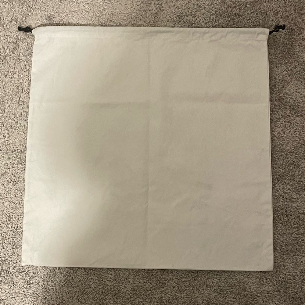 Telfar | White & Black Logo Drawstring Dust Bag Brand New, Pre Owned, Never Used - Picture 8 of 13